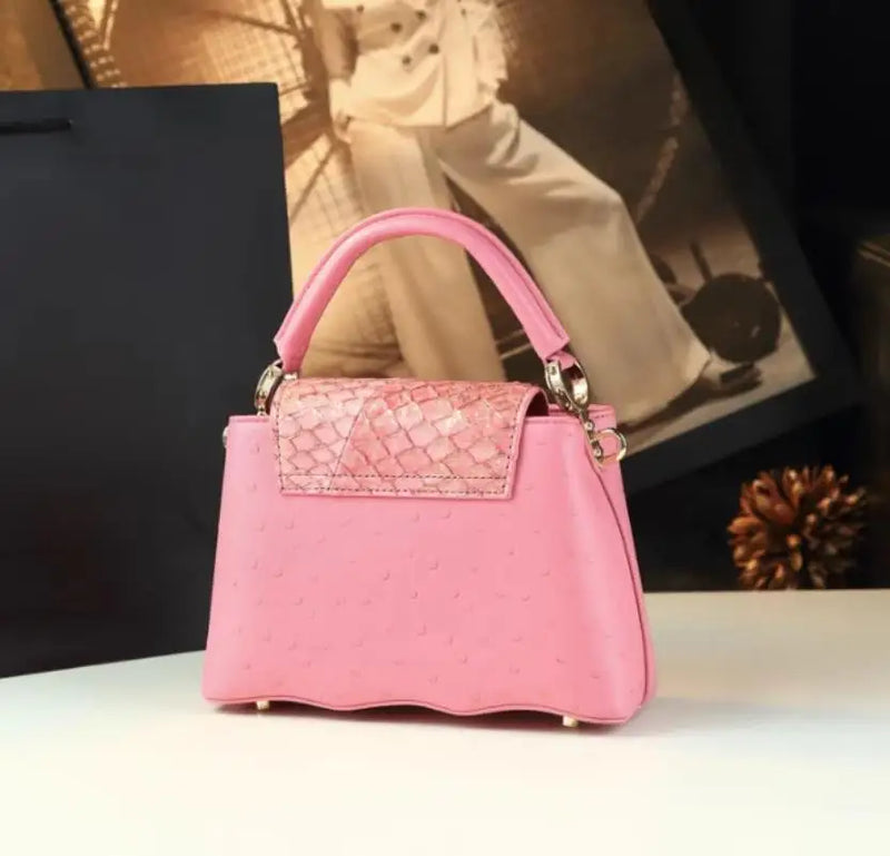 Fashion Ostrich Pattern Leather Women Handbags Diamonds V Letter Small Shoulder Crossbody Bag Girls Cute Portable Shell Bags